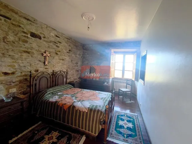 Casa de piedra gallega en venta en Begonte: espacio, encanto y tranquilidad — 21