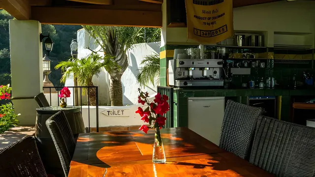 Hotel 17 habitaciones 832m² en venta - South of spain — 45