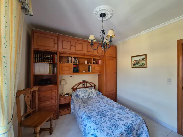 Gran piso en Almuñécar de 3 dormitorios con amplia terraza — 13