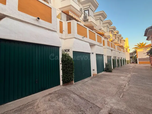 SE VENDE TRASTERO / GARAJE EN EL CENTRO DE FUENGIROLA — 2
