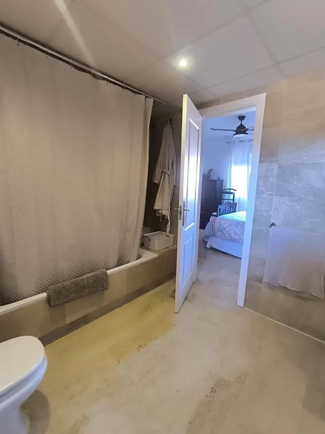 Calahonda - Piso 2 Dormitorios, Garaje, 4 Piscinas — 28