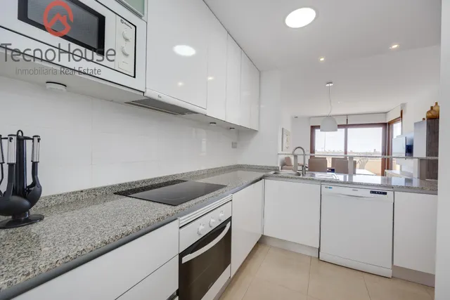 Moderno Piso en Residencial Terrazas De Campoamor con Vistas al Mar — 12