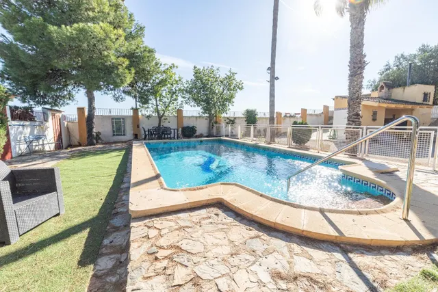 Chalet con parcela de 3.000m2, en paraje La Matanza — 3