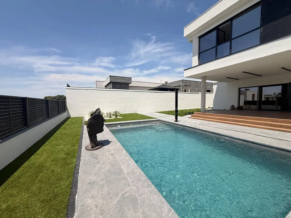 Casa completamente nueva y con acabados de diseño en Villaviciosa