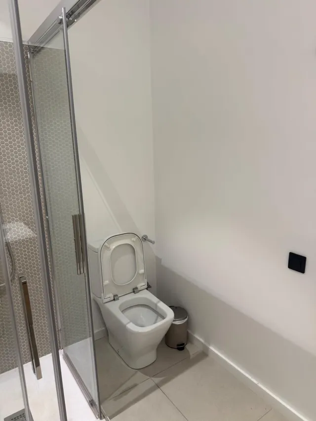 PISO REFORMADO Y AMUEBLADO — 14