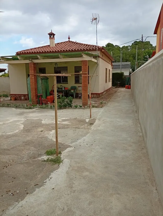 CASA EN LA MEJOR ZONA DE LA COLONIA — 6