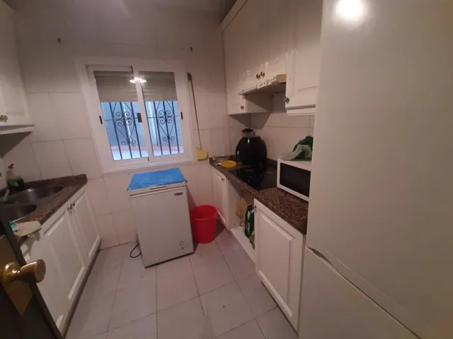 Estudiantes (chicas ). Una habitación  para compartir 220€+gastos. — 6