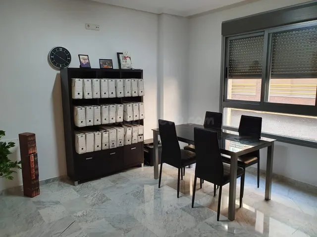 Alquiler de oficinas en el corazón de Cáceres - foto 3