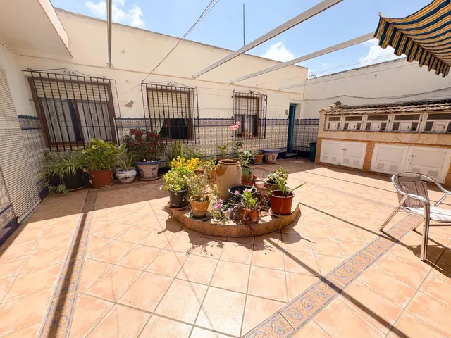Casa con gran potencial y parcela de 225 m2 en el centro de Los Montesinos — 29