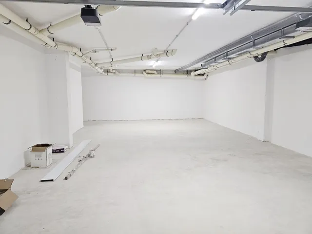 Apartamento en planta baja de obra nueva en exclusiva urbanización en primera línea de playa — 18