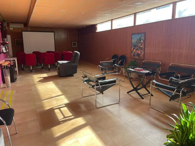 LOCAL COMERCIAL EN BENIDORM — 16