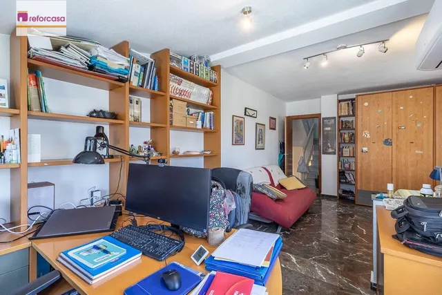 CASA PAREADA EN LA ZUBIA CON PISCINA, ZONA DE BARBACOA Y JARDÍN — 26