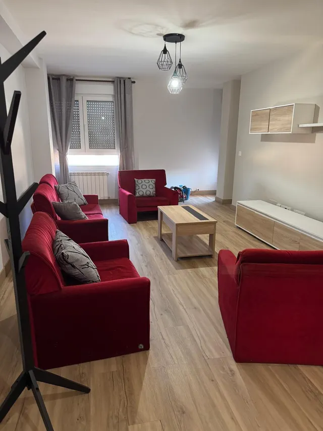Amplio Piso en Alquiler en Fuentes Nuevas, Ponferrada - €500 — 9