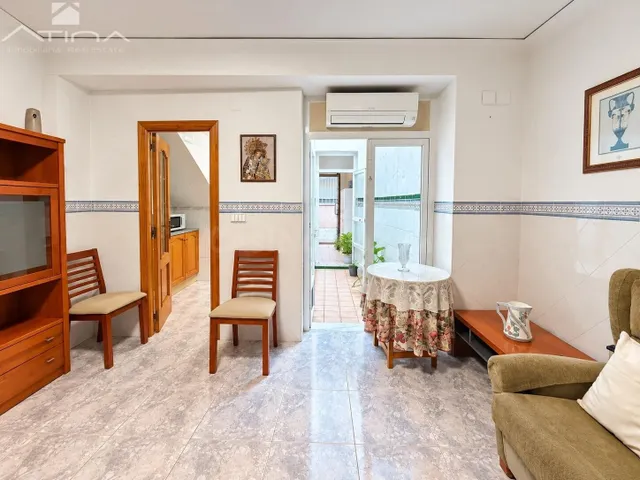 Casa de pueblo en Beniarjó con 3 dormitorios, terraza y mucho encanto. — 3