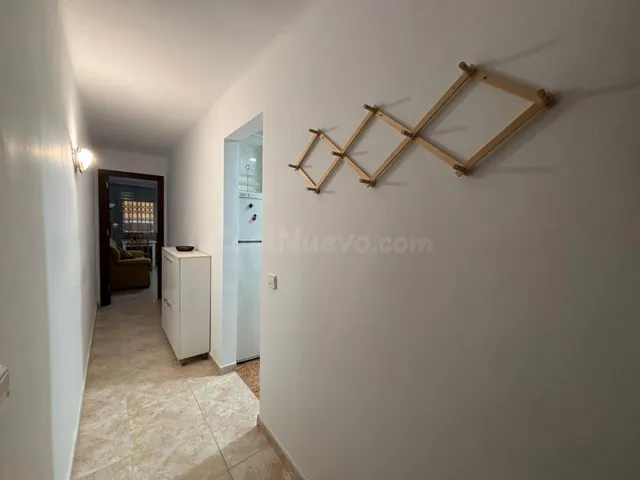 Amplia Vivienda en Pineda: Oportunidad Única Cerca del Mar - foto 4
