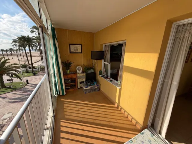Apartamento en Primera línea. — 38