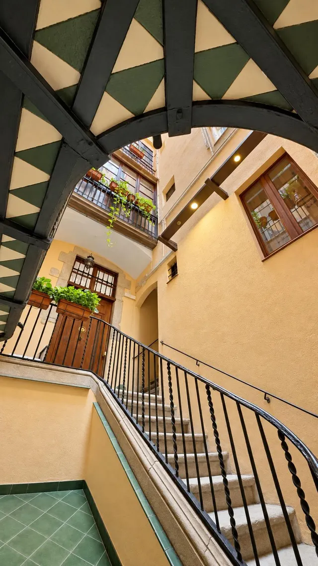 Elegante piso completamente reformado de 68 m2 en el corazón de Barcelona — 14