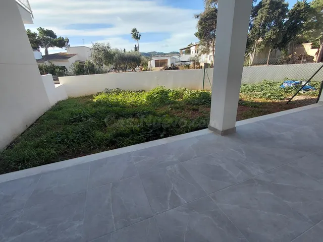 ¿Buscas una planta baja adaptada, de obra nueva, con jardín  - foto 4