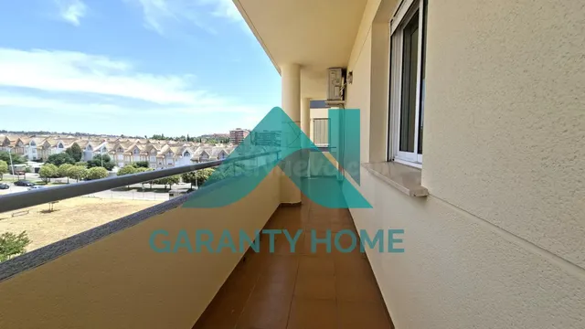 AMPLIO Y LUMINOSO PISO EN VENTA – CASTELLANOS ✨ - foto 3