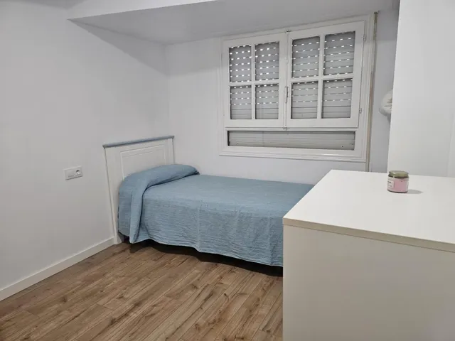 Piso a estrenar en pleno centro de Águilas, ideal para alquiler vacacional o de temporada — 9