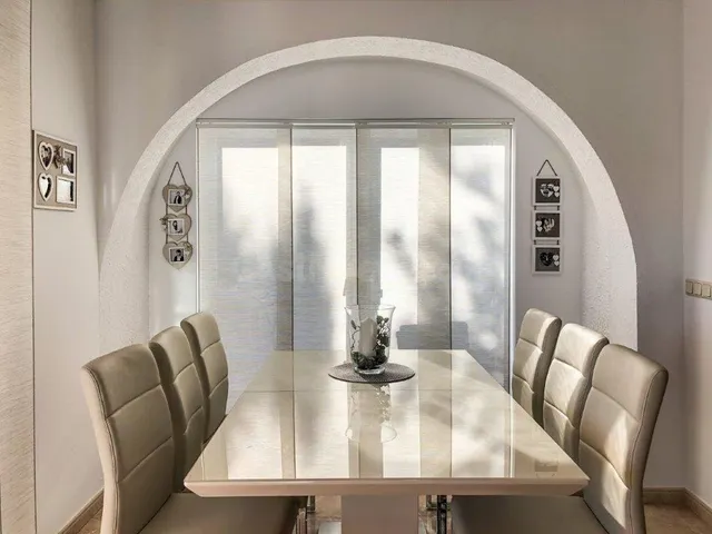 Villa reformada en zona baja de Torremuelle, Benalmádena — 5