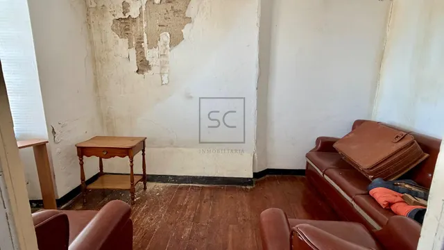 Casa adosada, para reformar en Neda. — 22