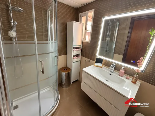 Piso de 2 habitaciones dobles con terraza y ascensor en fátima — 14