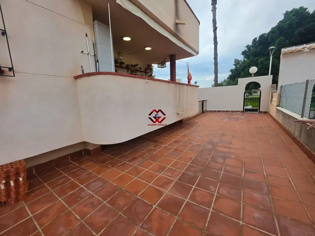 Piso planta baja con dos terrazas, piscina comunitaria y parking en Los Narejos — 41