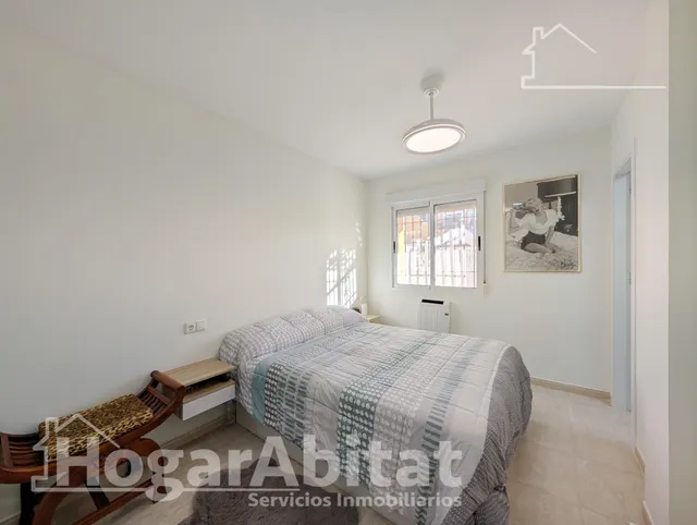 REFORMADO CON TERRAZA, PISCINA Y GARAJE CERCA DE LA PLAYA — 22