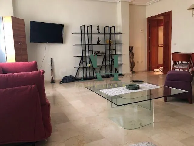Moderno Apartamento de Una Habitación en el Corazón de la Ci - foto 2