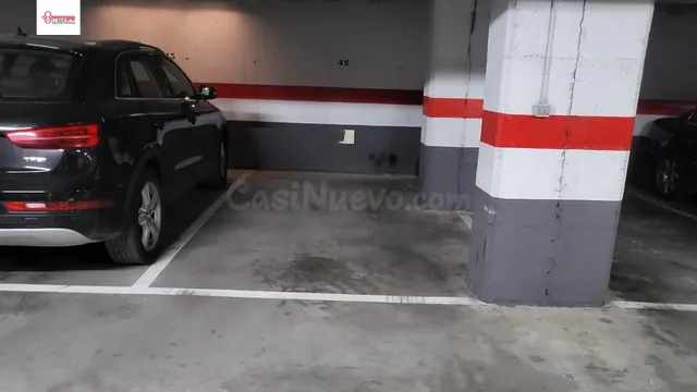 Amplia Plaza de Garaje en Zona Universitaria - €10,000 - foto 3