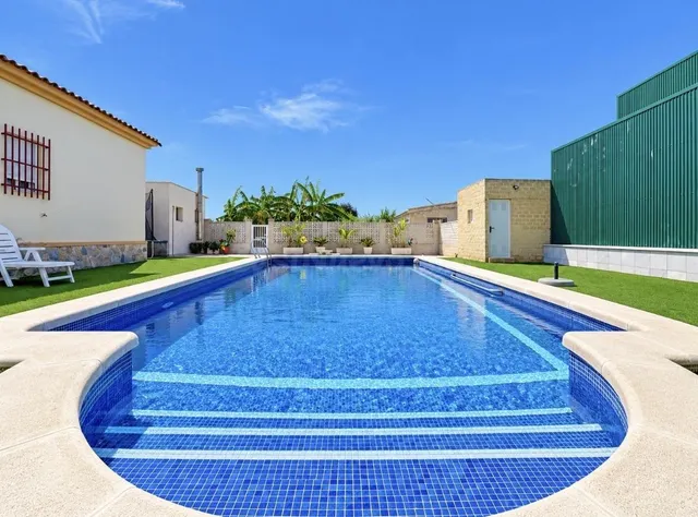 DOS CHALETS CON PISCINA, PARCELA DE 3.282M2, ORIHUELA, LA MA - foto 4