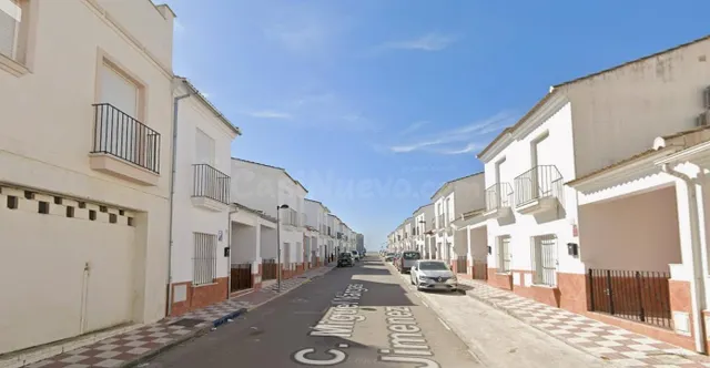 PISO EN PEDRERA