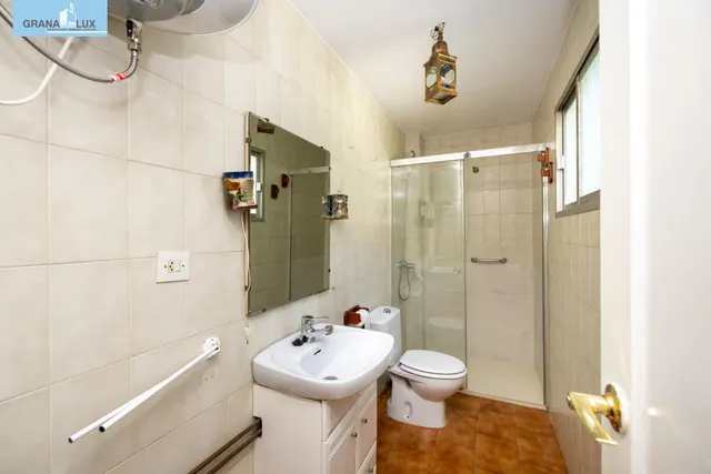 Preciosa casa en Ogíjares con piscina y jardín — 14