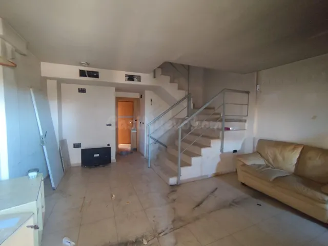OPORTUNIDAD, SE VENDE ADOSADO CON VISTAS AL CAMPO DE GOLF — 3