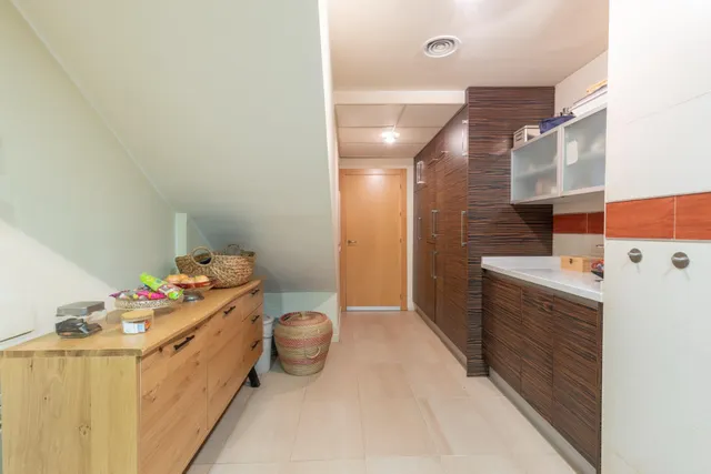 Espacio, confort y calidad: magnífica vivienda unifamiliar adosada — 17