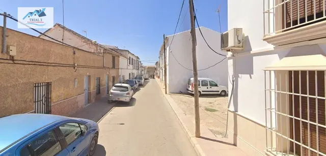 Venta de casa en Marinaleda, Sevilla.