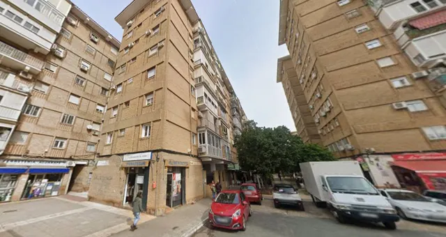 Venta piso en Mairena del Aljarafe (Sevilla) — 2