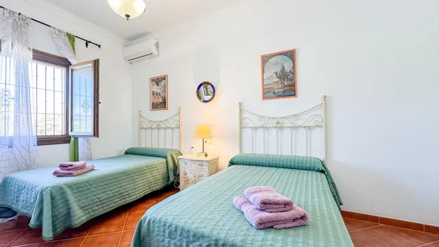 VILLA DE LUJO EN ALMOJÍA. MÁLAGA — 22