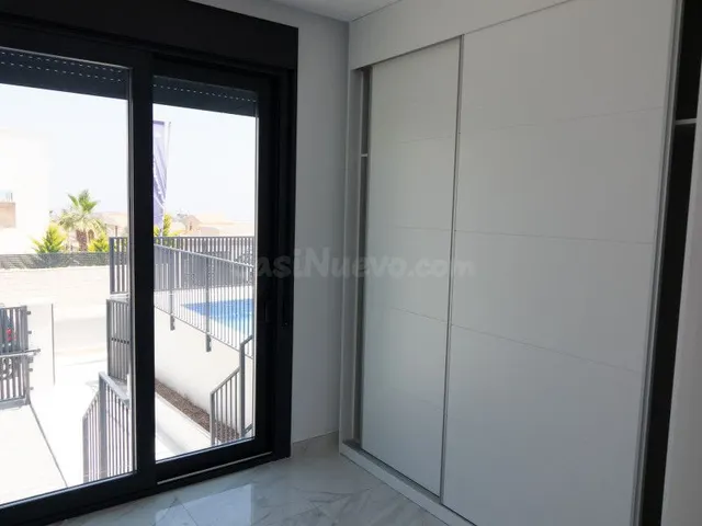 Villa 3 habitaciones 100m² en venta - Casco urbano - foto 3