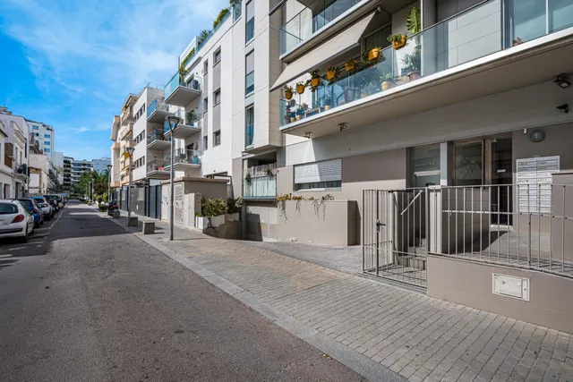 APARTAMENTO con solarium en el CENTRO — 29