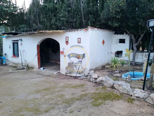 CASITA DE CAMPO EN ONTINYENT. — 3