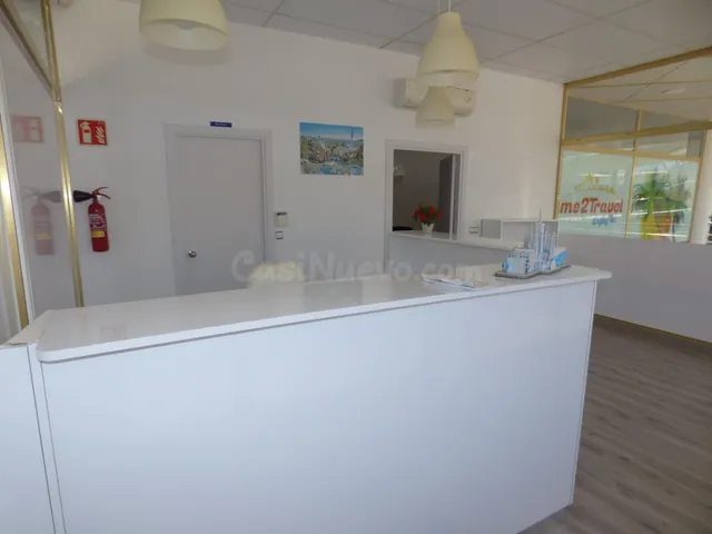 Local comercial con mucha luz - foto 3