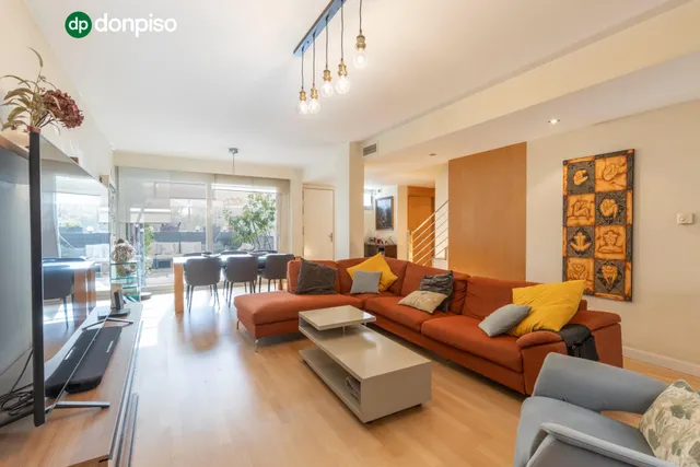 Espacio, confort y calidad: magnífica vivienda unifamiliar adosada — 6