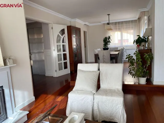Gran chalet en urbanización de lujo en Navarrete — 11