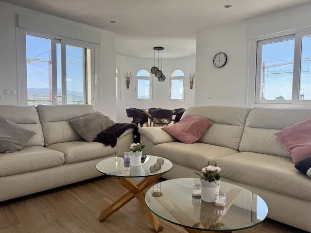 Chalet 4 habitaciones 258m² en venta - Costa Del Sol — 11
