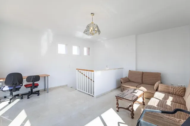 EXCLUSIVO CHALET INDIVIDUAL EN HUÉTOR VEGA — 36