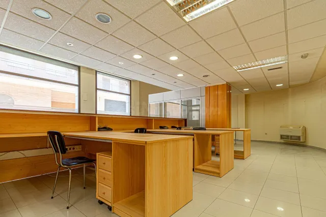 Gran local en venta en Figueres. - foto 3