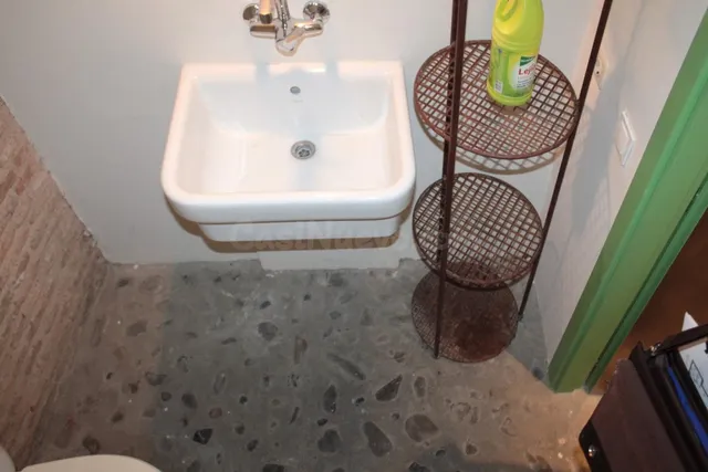 Local comercial en Alquiler en Sevilla Sevilla — 18