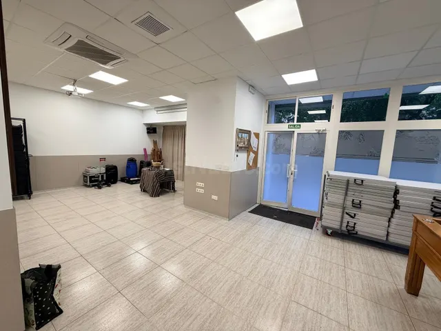 Local comercial 200m² en venta - Benimaclet - foto 2